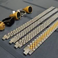 تعدادی انگشتر  و دست بند رولکس نو