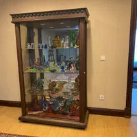 ویترین چوبی فروشی