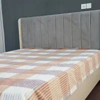 تخت به همراه تشک