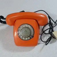 تلفن رو میزی