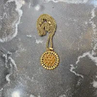 طلا زنجیر و پلاک خورشیدی