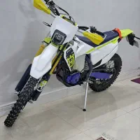 اندرو ، تریل ، کراس ، فلات طرح هاسکی NC 250