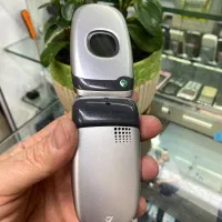 سونی اریکسون Z300|موبایل|تهران, جمهوری|دیوار