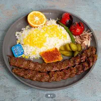کارگر رستوران با جای خواب ناهار و شام|استخدام خدمات فروشگاه و رستوران|تهران, امیرآباد|دیوار
