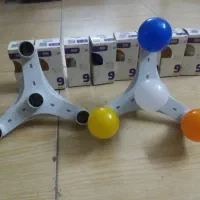 تعدادی لامپ و سرپیچ