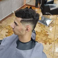 آموزش آرایشگری مردانه در محیطی آکادمیک