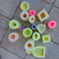 تعدادی قالب شمع سازی بفروش میرسد