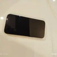 اپل iPhone 15 با حافظهٔ ۱۲۸ گیگابایت