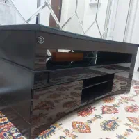میز تلویزیون کاملا سالم