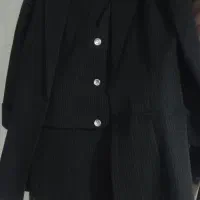 سه تیکه کت و وست و شلوار سایز ۱
