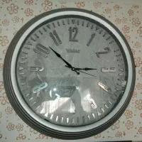 ساعت دیواری رنگ اکلیلی