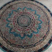 فرش گرد زمرّد مشهد