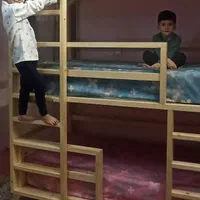 تخت خواب کودک نوجوان سه طبقه دو طبقه چوبی|تخت و صندلی بچه|مشهد, ده دی|دیوار