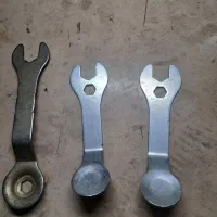 اچار شلاقی۱۸ اینچ اسپانیایی و تعدادی اچار|ابزارآلات|پردیس, فاز ۸|دیوار