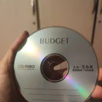 تعدادی cd و dvd خام با کیفیت