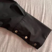 بارونی|لباس|تهران, استخر|دیوار