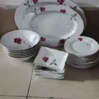 ظروف گل رز عتیقه وظروف دیگر