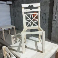 میز وصندلی چوبی باچوب روس باچک یک دوماهه