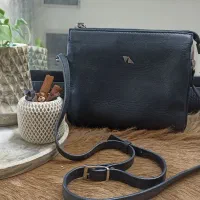 کیف های  مردانه و زنانه چرم مشهد