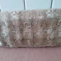 دو جفت پشتی در حد نو|پشتی|بروجرد, |دیوار