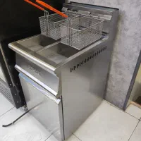 سرخ کن روماک|کافیشاپ و رستوران|قم, تولید دارو و یخچال|دیوار