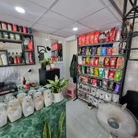 مغازه و زیرزمین بر بلوار با دو سند مجزا،قیمت ویژه|فروش مغازه و غرفه|شیراز, شهرک مفتح|دیوار