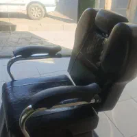 صندلی آرایشگاهی طرح برقی|آرایشگاه و سالن‌های زیبایی|قائن, |دیوار