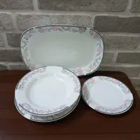 سرویس چینی ۱۹ پارچه