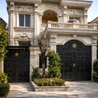 سرایدار اتباع / ایرانی