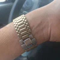 ساعت|ساعت|تربتحیدریه, میدان مرکزی|دیوار