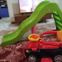 سرسره و ماشین کودک کارکرده|اسباب‌‌بازی|تهران, سلسبیل جنوبی|دیوار