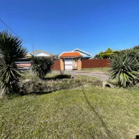 ویلاباغ و شالیزار سنتی/چسبیده بهم/بر آسفالت