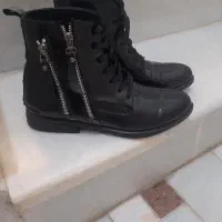 نیمبوت زنانه