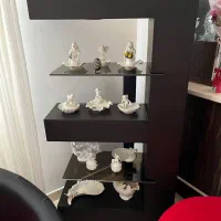 بوفه چوبی چراغ دار در حد نو