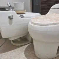 توالت فرنگی مروارید.روشویی سالم . ۵ در. عدد اخوان