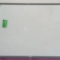 تخته وایت برد سفید