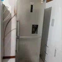 یخچال درحدنو