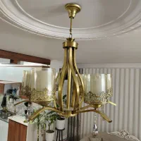 دو عدد لوستر شبیه به هم