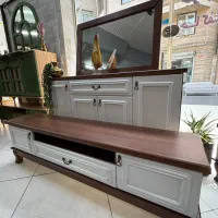 کنسول و میز