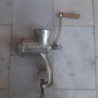 چرخ گوشتی دستی قدیمی
