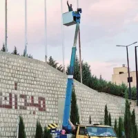 جرثقیل کفی تک و بالابر سبددار خاور نیسان|خدمات حمل و نقل|یاسوج, |دیوار