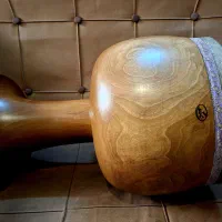 تمبک حرفه ایی گردو سیاه سنندج کلکسیونی شیرانی|سازهای سنتی|اصفهان, دشتستان|دیوار