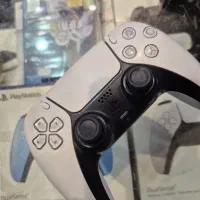 دسته ps5 تضمینی در حد نو