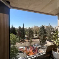 ۱۳۰متر۳خواب/ ۸ساله ۲واحدی/ نورگیرجنوبی ویو فضا‌سبز