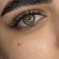 کاشت موقت و اکستیشن مژه لیفت و لمینت