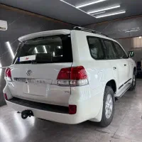 لندکروز ۲۰۱۰ ۵۰تا کار