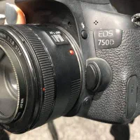 دوربین 750 دی با لنز 18-55 و لنز 50 فیکس|دوربین عکاسی و فیلم‌برداری|کرج, کوی کارمندان شمالی|دیوار