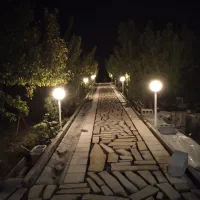 محوطه سازی استخر سنگ فرش