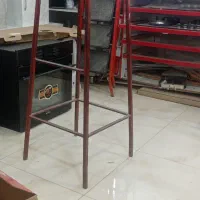 چهارپایه فلزی