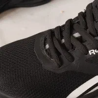 کتونی سایز۳۷به۳۸هم میخوره|کیف، کفش، کمربند|رباط‌کریم, رباط‌کریم|دیوار